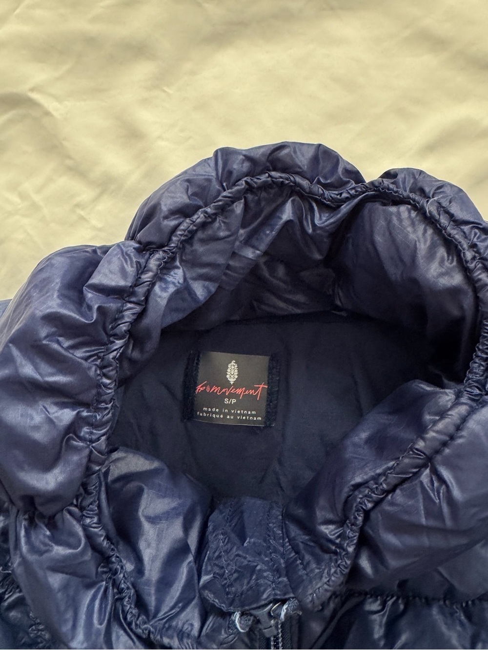Pippa Scrunchy Glossy Packable Puffer Jacket - Picture 4 of 5